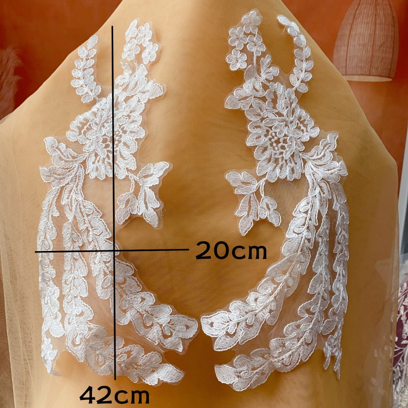 Złota koronka do dekoracji ślu – Embellish Craft recenzja i cena