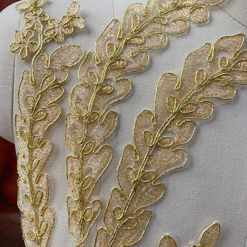 Złota koronka do dekoracji ślu – Embellish Craft recenzja i cena